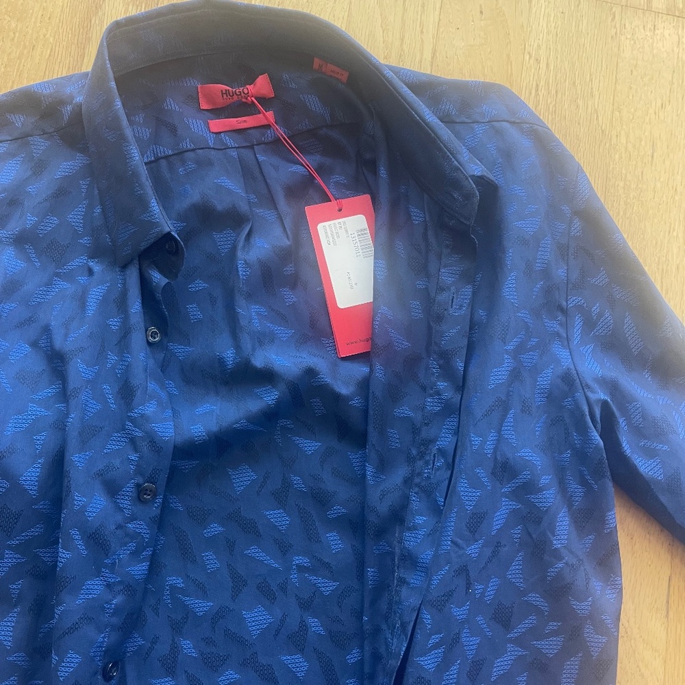 Men’s button down Hugo shirt